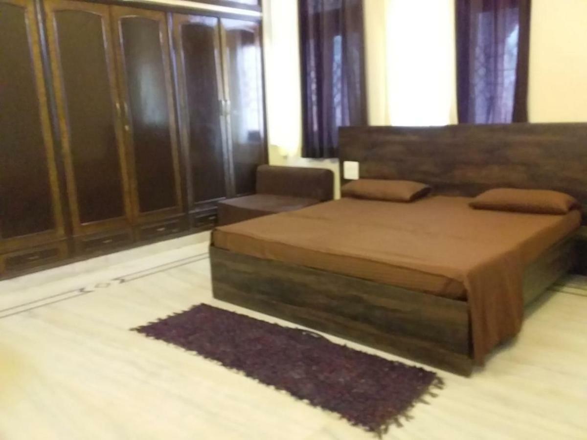 Nikunj Ashram Hotel Vrindavan Luaran gambar