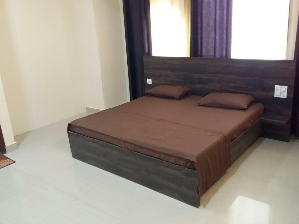 Nikunj Ashram Hotel Vrindavan Luaran gambar